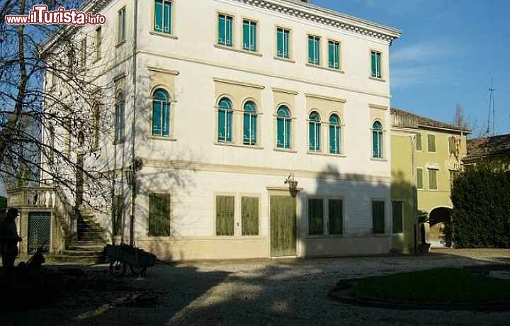 Immagine Una villa veneta nel Comune di Ceggia in provincia di Venezia, Veneto.