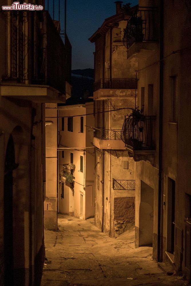 Immagine Visita notturna al centro storico di Lanusei in Sardegna