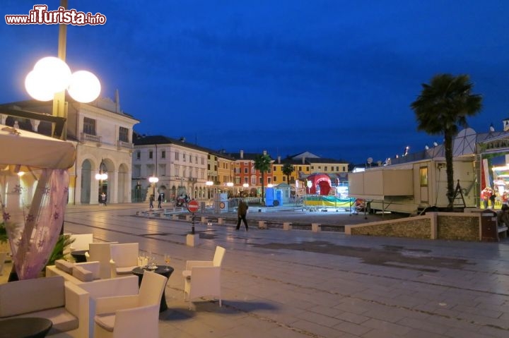 Immagine La Piazza Grande del Borgo di Palmanova