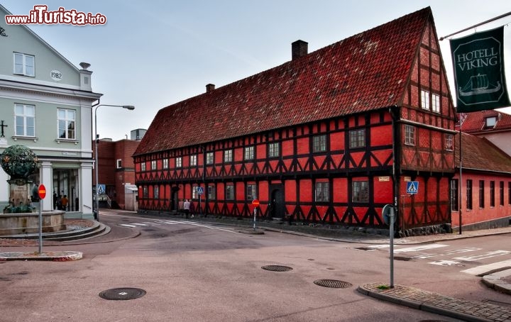 Immagine Helsingborg Svezia, palazzo in stile tradizionale, in centro città - © Kapa1966 / Shutterstock.com