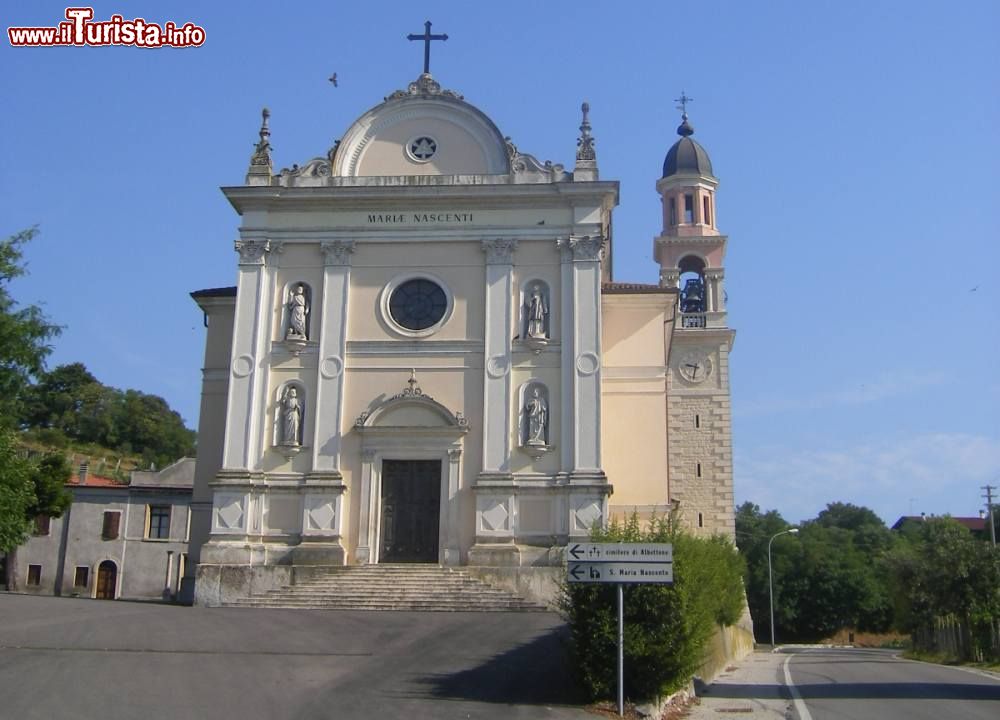 Immagine La Chiesa di Santa Maria Nascente ad Albettone in Veneto - © Szeder László - GFDL, Wikipedia