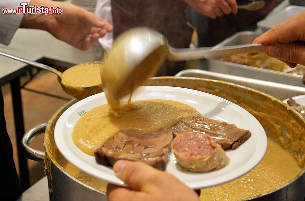 La Fiera del Bollito con la Pear Isola della Scala