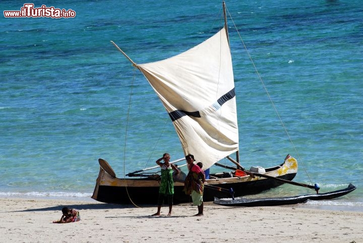 Immagine Pescatori in spiaggia Madagascar - Foto di Giulio Badini