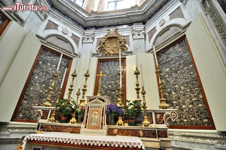 Immagine Teschi Martitri di Otranto Cattedrale Santa Maria Annunziata Puglia