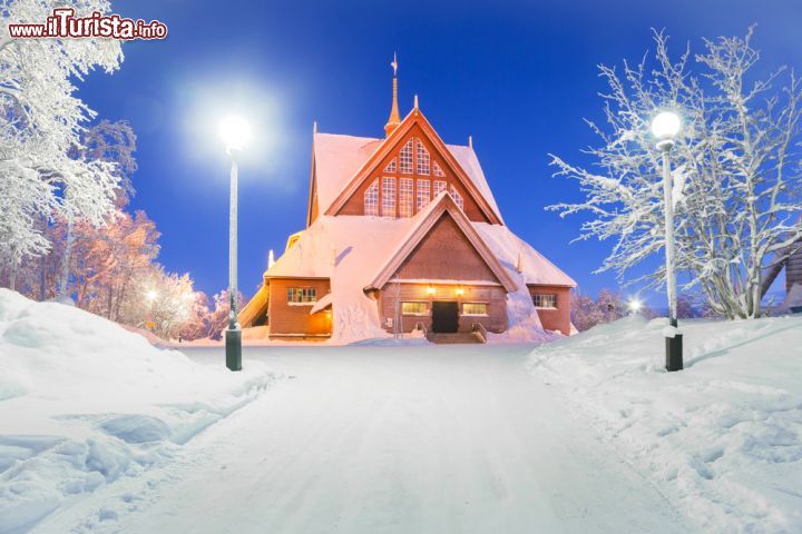 Immagine La Cattedrale di Kiruna fotografata in inverno, nord della Svezia - © vichie81 / Shutterstock.com