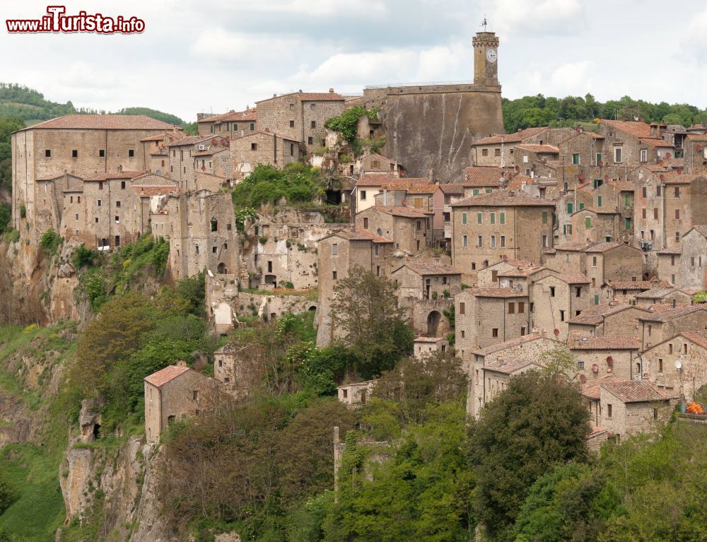 Immagine Lo storico borgo di Scansano nella Maremma della Toscana.