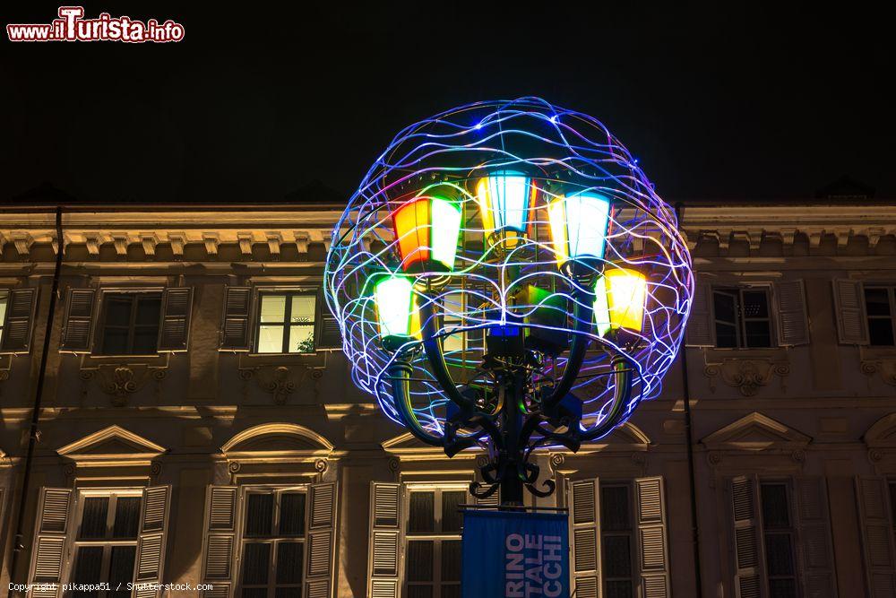 Immagine Luci d'Artista in Piazza San Carlo a Torino - © pikappa51 / Shutterstock.com