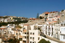 Il centro della città portoghese di Albufeira - Dopo il terremoto del 1755 e l'incendio del 1833, che causarono non pochi danni alla cittadina dell'Algarve, Albufeira è ...