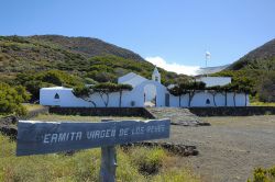 Il Santuario de la Virgen de los Reyes, il luogo di culto più importante dell'isola El Hierro (Canarie) - © Alexandre Arocas / Shutterstock.com