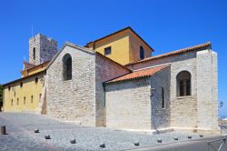 Cattedrale Notre-Dame de l'Immaculée ...