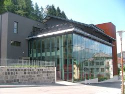 Il centro cosmo a Pieve di Cadore, qui si trova il Museo dell'Occhiale