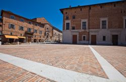 Piazza Duca Federico, Palazzo Ducale, Urbino