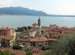 Il centro storico di Predore, provincia di Bergamo - © Coyote III - CC BY-SA 4.0, Wikipedia