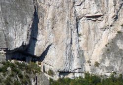 Le rovine di Castel San Gottardo presso Mezzocorona ...