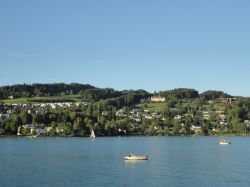 Scorcio dal battello, in navigazione sul Lago dei 4 cantoni, vicino a Lucerna