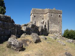 Torre di Ragios, si trova vicino alla città ...