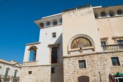 Acquaviva delle fonti in Puglia: il Palazzo De Mari. - © Mi.Ti. / Shutterstock.com