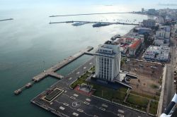 Foto aerea del porto di Veracruz, Messico, con edifici e grattacieli - © Joraca / Shutterstock.com
