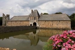 Il castello di Gratotin Normandia, escursione tipica da Coutances in Francia