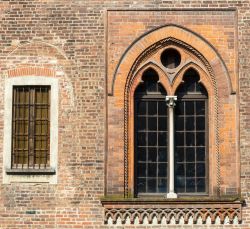 Il castello medievale dei Visconti a Abbiategrasso Lombardia - © Claudio Giovanni Colombo / Shutterstock.com