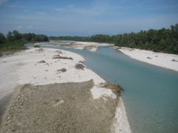 Il fiume Piave nei pressi di Cimadolmo - © MaurcoC8 / Panoramio