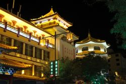 Il mercato notturno di Dunhuang in CIna. - © Windyboy / Shutterstock.com