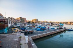 Il Porto di Anzio al tramonto, Lazio - © ...