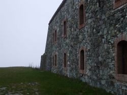 La facciata di Forte Geremia a Masone in Liguria - © Riotforlife - CC BY--SA 3.0 - Wikipedia