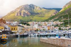 La Marina di Castellammare del Golfo, Sicilia nord-occidentale