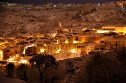 Larino in inverno fotografato dopo una nevicata