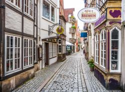 Il quartiere Schnooviertel in centro storico a Brema in Germania - © Canadastock / Shutterstock.com