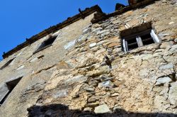 Reneuzzi, la ghost town abbandonata in Piemonte.