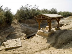 Il resti della chiesa più antica del sito del Battesimo Gesù, dove i lMessia venne battezzato da San Giovanni Battista. Siamo a Betania, in Giordania, sulle rive del fiume Giordano, ...