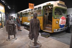 Riproduzione di un bus al Rosa Parks all'interno del National Civil Rights Museum di Memphis, Tennessee - © Gino Santa Maria / Shutterstock.com