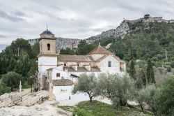 Una vecchia chiesa nella città di Xativa, Spagna.



