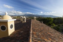 Veduta dall'alto di San José, Costa Rica. Principale centro economico e commerciale del paese, San José sorge sulla Meseta Central. Si trova a circa 1170 metri di altezza sul ...