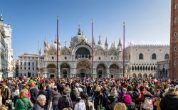 Venezia visitabile solo su prenotazione: dal 2022 sarà più raro vedere le folle accalcarsi su piazza San Marco? - © Jaroslav Moravcik / Shutterstock.com