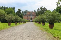 Villa Sorra, il palazzo barocco e il giardino nobiliare a Castelfranco Emilia - © Nick_Nick / Shutterstock.com