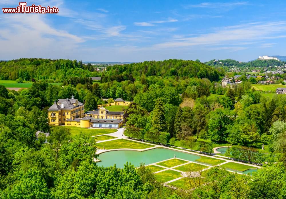 Immagine Vista aerea Castello di Hellbrunn parco Salisburgo