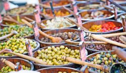 Particolare del Viktualienmarkt  il mercato alimentare pià famoso della Baviera - © In Green / Shutterstock.com