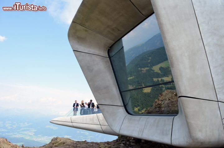 Immagine Particolare della struttura avveniristica del museo Messner a Plan de Corones