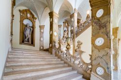 scalone interno alla residenza di salisburgo- © Anibal Trejo / Shutterstock.com 