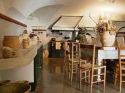 Le cucine all'interno di Palazzo Spinola, la dimora storica di Genova