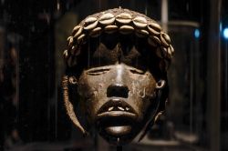 Una statua sudamericana esposta al MUDEC di Milano - © MUDEC, Museo delle Culture Milano