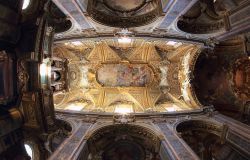 Il soffitto della chiesa di Santa Maria dell'Orto ...