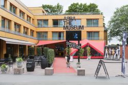 L'esterno del museo degli ABBA a Stoccolma ...