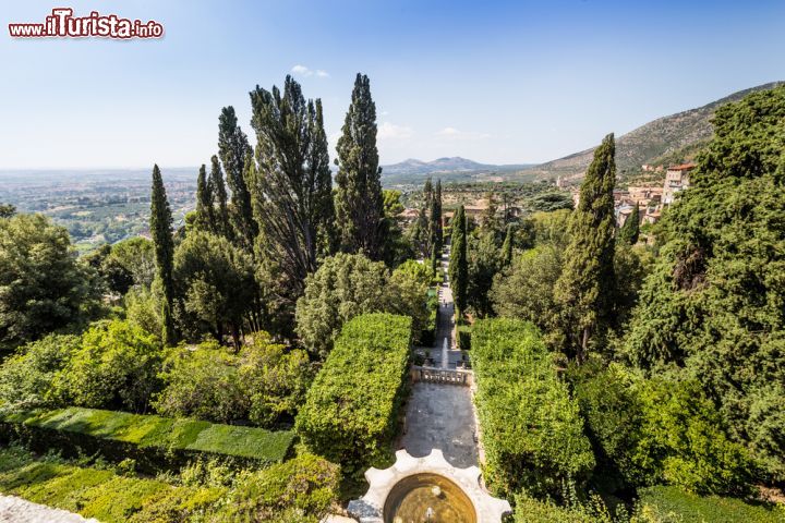 Immagine Il paesaggio curato del giardino di Villa d'Este - © pavel068 / Shutterstock.com