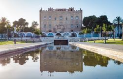 Costruito all'interno del parco reale di caccia del Genoard il Palazzo Normanno dela Zisa a Palermo è uno degli esempi più fulgidi di arte Normanna - © Gandolfo Cannatella ...
