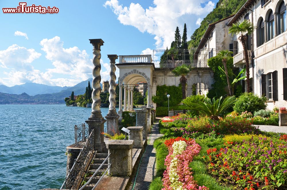 Immagine Villa Monastero è una delle ville storiche più celebri del Lago di Como, in Lombardia.
