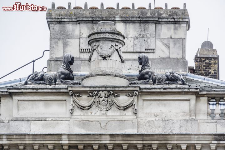 Immagine Un particolare architettonico della Somerset House di Londra  - © Kiev.Victor / Shutterstock.com